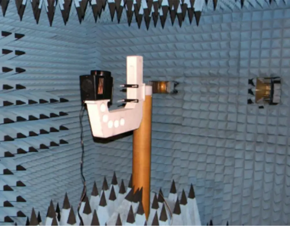 Vollabsorberraum: Funk Test