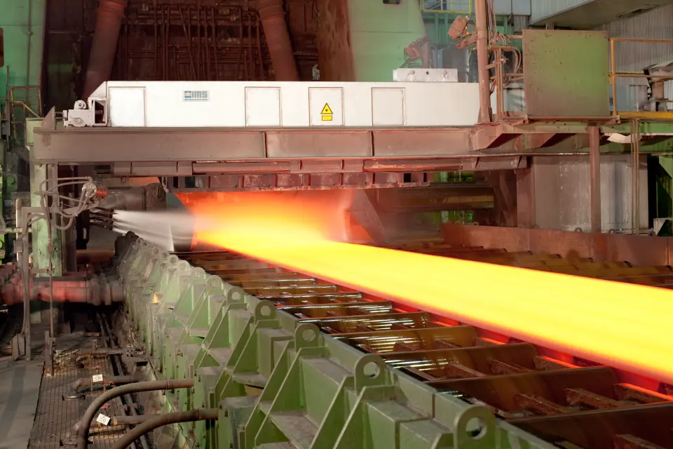 &copy; IMS Messsysteme GmbH // Etablierte Banddickenmessung mit Isotopen-Strahlern im Warmwalzwerk